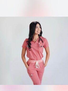 Code Nxt Women's Scrub Set in Pink